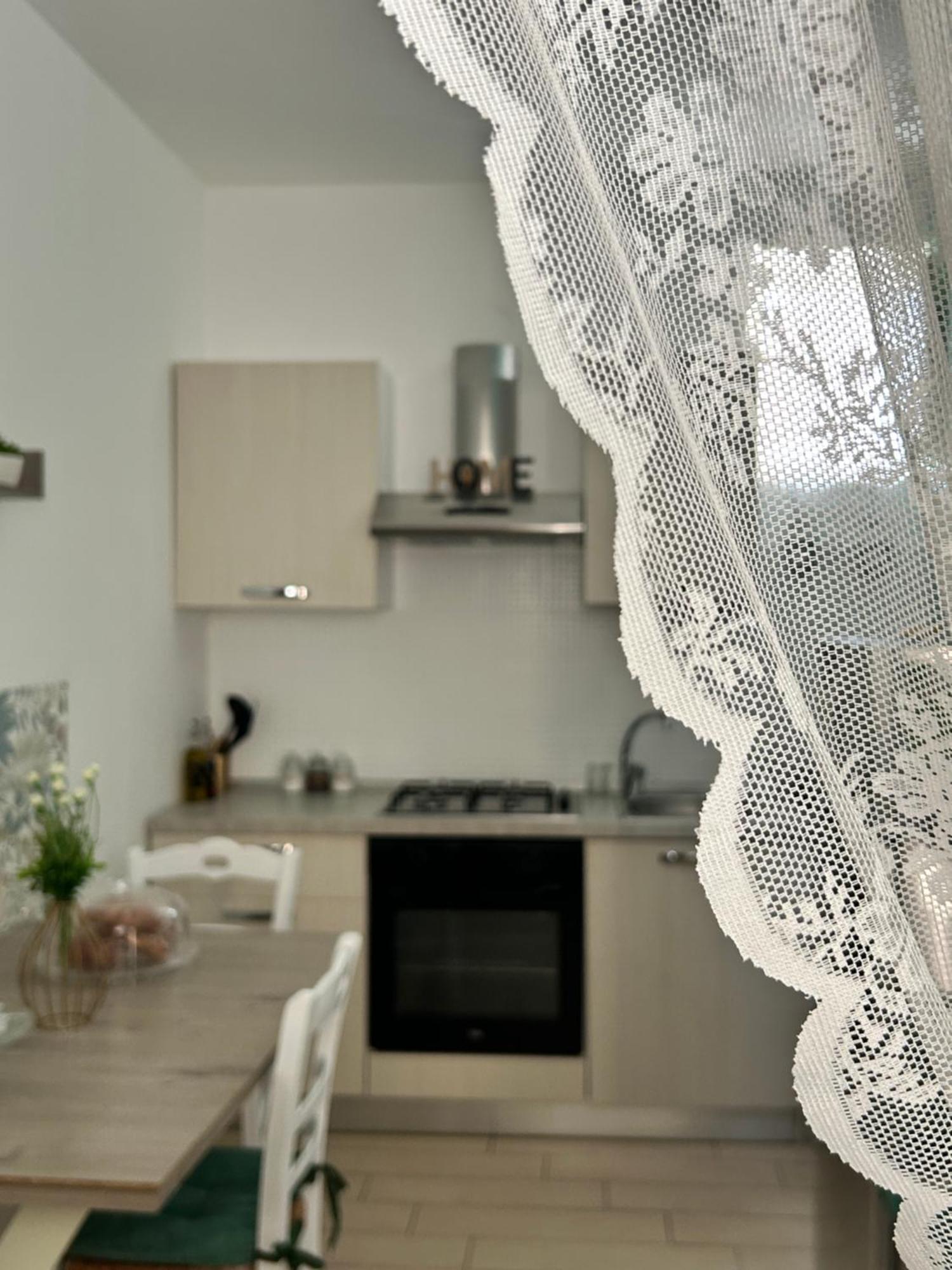 Apartamento La Finestrella Giardina Gallotti Exterior foto