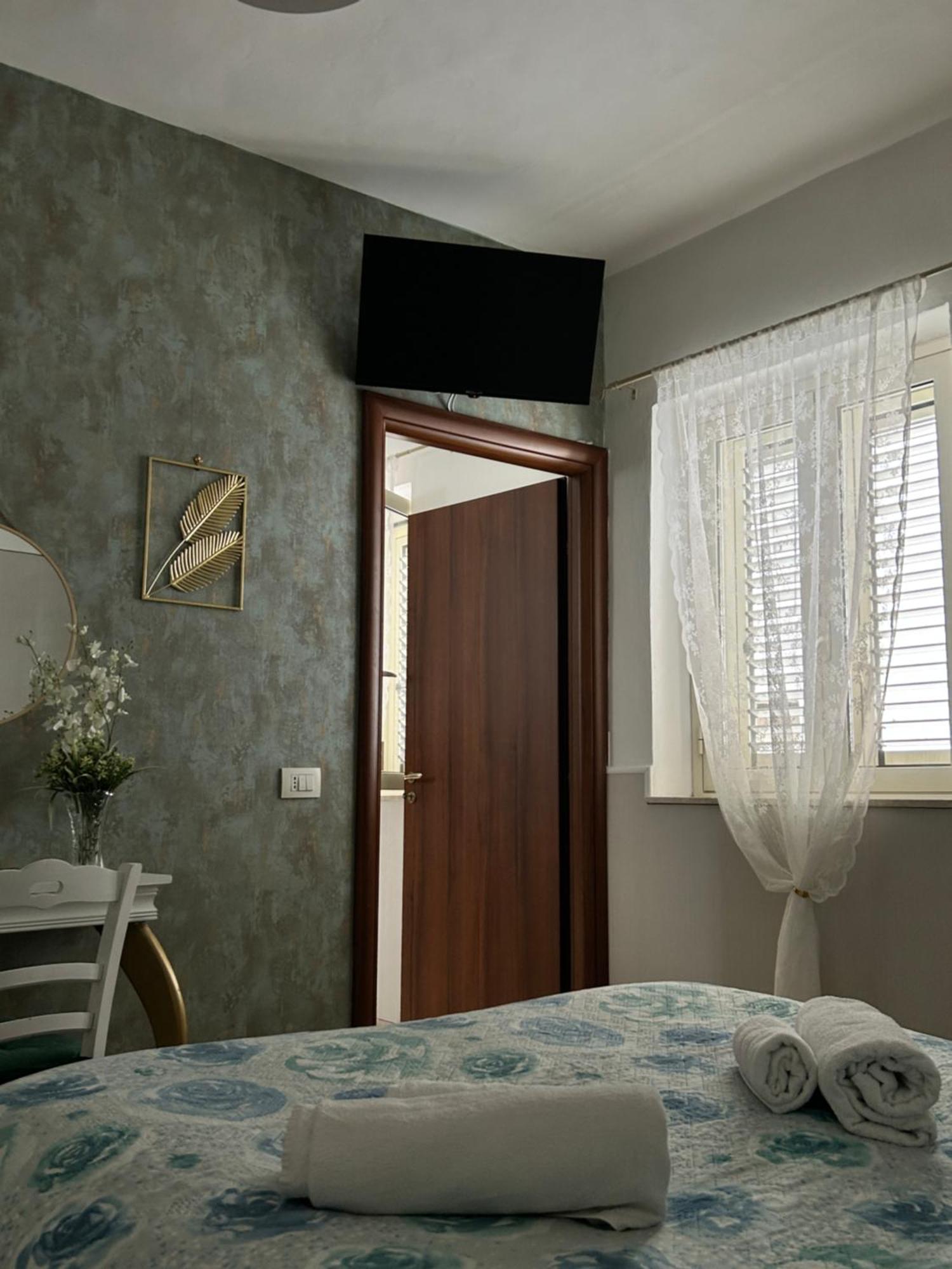 Apartamento La Finestrella Giardina Gallotti Exterior foto
