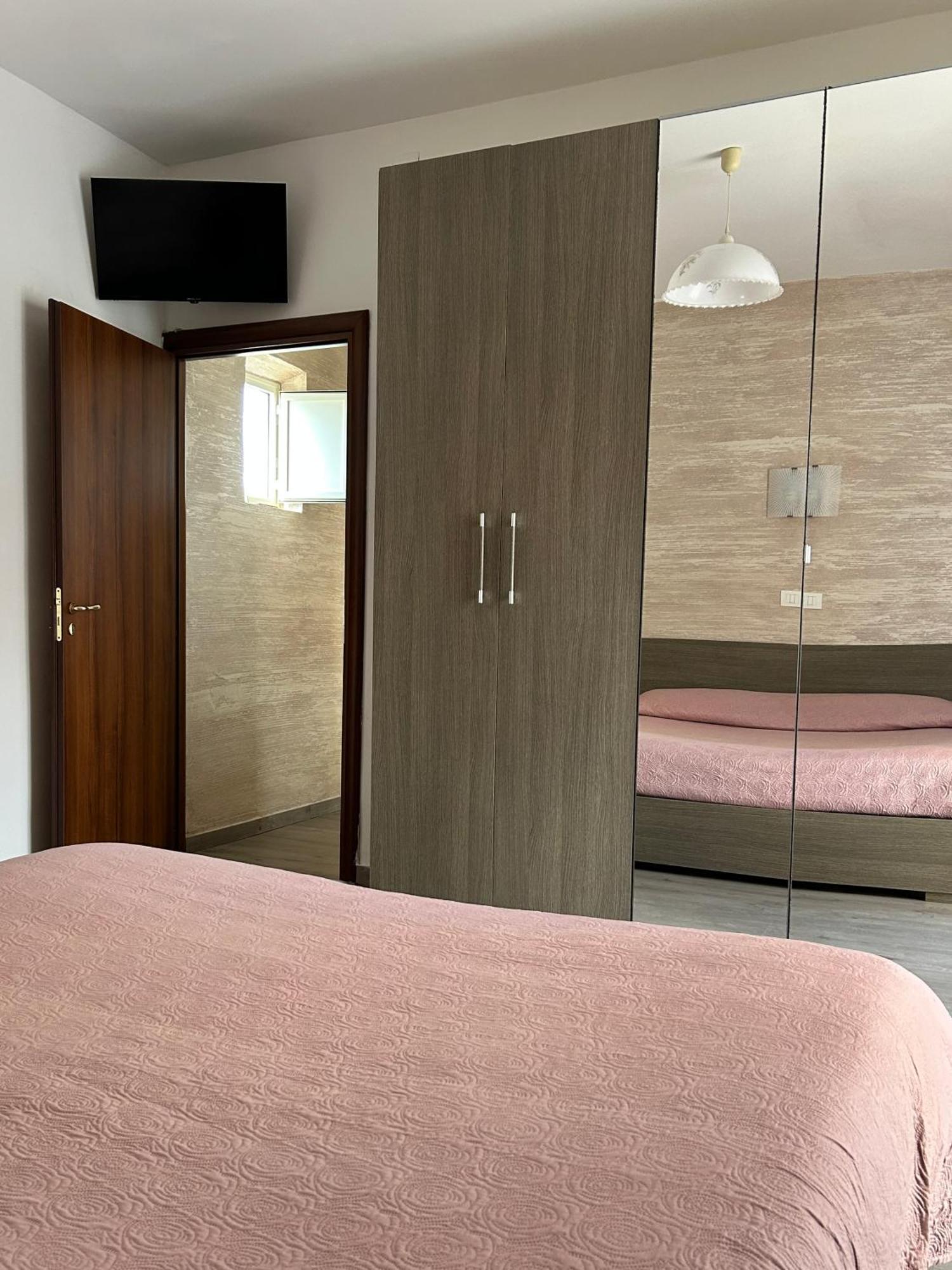 Apartamento La Finestrella Giardina Gallotti Exterior foto